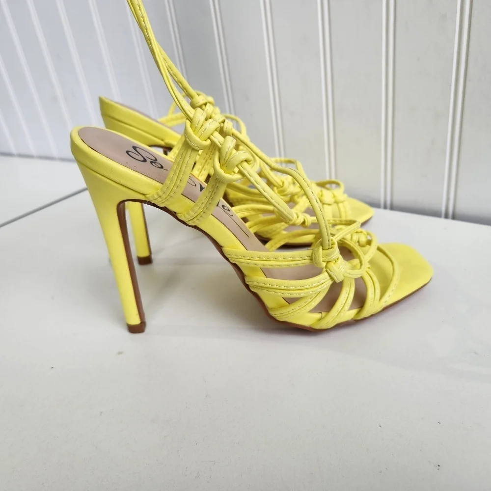 So Me yellow Strap Strappy Sandals Women Sz 6.5M US